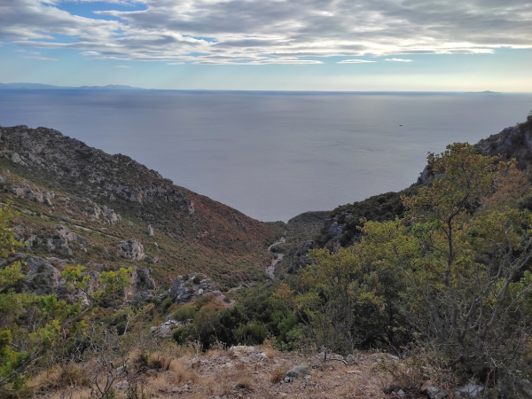 EΞΟΡΜΗΣΗ ΣΤΟΝ ΟΡΕΙΝΟ ΖΑΡΑΚΑ
