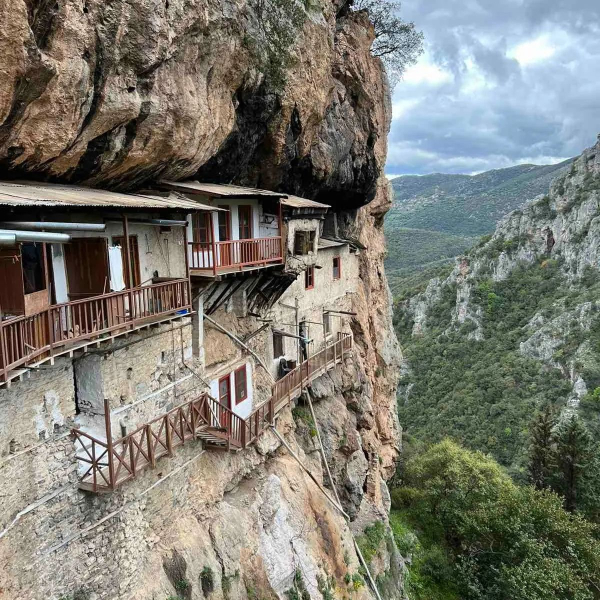 ΛΟΥΣΙΟΣ