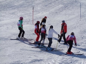 &Chi;&Iota;&Omicron;&Nu;&Omicron;&Delta;&Rho;&Omicron;&Mu;&Iota;&Alpha;, &Delta;&Epsilon;&Upsilon;&Tau;&Epsilon;&Rho;&Omicron; &Kappa;&Upsilon;&Pi;&Epsilon;&Lambda;&Lambda;&Omicron; &Epsilon;&Lambda;&Lambda;&Alpha;&Delta;&Omicron;&Sigma; &Pi;&Alpha;&Iota;&Delta;&Omega;&Nu; - &Kappa;&Omicron;&Rho;&Alpha;&Sigma;&Iota;&Delta;&Omega;&Nu;